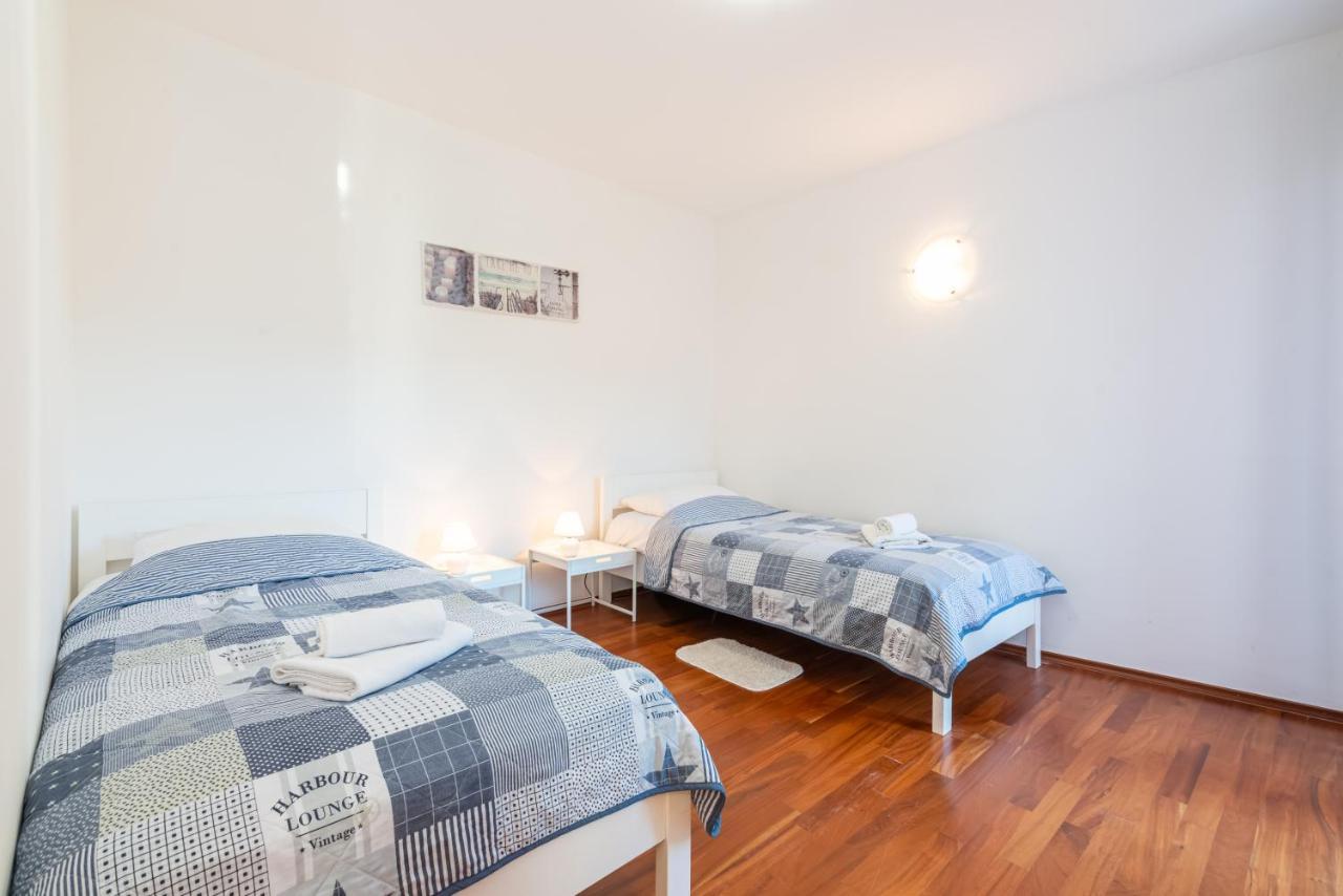 Apartment Mimoza 5, Baska, Krk Exteriér fotografie