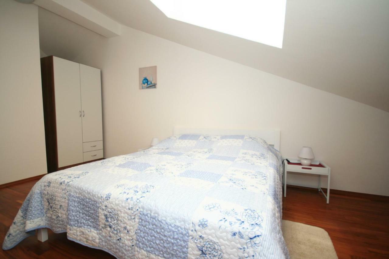 Apartment Mimoza 5, Baska, Krk Exteriér fotografie